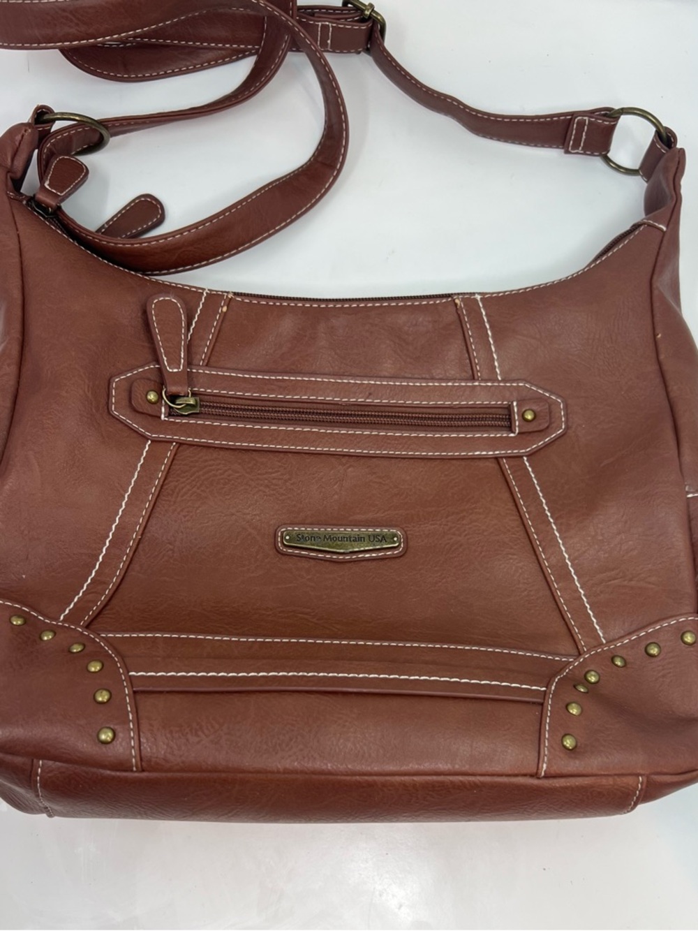 Stone Mountain Laredo Riveted Leather Irene Hobo Bag Purse Brown Zip Closure